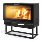 Frontüveges - pántos ajtóval